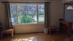 Room 7-Minute Walk To Southgate Mall For Rent
