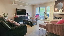 Fully Furnished 2 Bed 1.5 Bath Condo