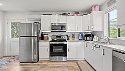 2 Bed 1 Bath Suite