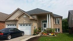 Bright And Gorgeous 3 Bedrooms Plus Den