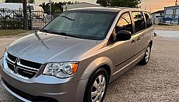 2016 Dodge Grand Caravan – 102,000 Km – Accident-Free