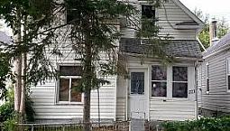 3Bed/1Bath House Intranscona Near Kern Park$1,750