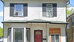 4 Bedroom 1 Bathroom Rental - 433 Burrows Ave