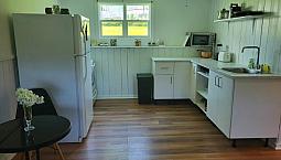 Apartment Near Portland Hills Bus Terminal