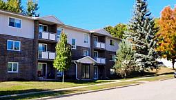 Spacious And Affordable Condominium In A Quiet 12 Unit Building