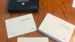2013 Hyundai Elantra Owner's Manual & Oem Leather Case