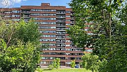 2 Bedroom +den Condo In Mississauga West , Erin Mills