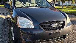 *Low Kms* 2007 Kia Rondo Lx