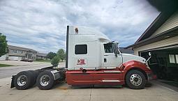 2014 International Prostar - Cummins Isx15 -$12,900 Obo