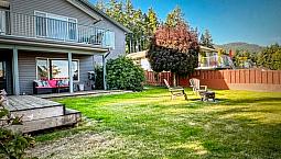  3 Bed + 1 Bath Lower-Level Suite  –Viu / Westwood Lake
