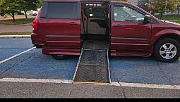 2011 Dodge Grand Caravan Adapté Wheelchair Accessible Van 
