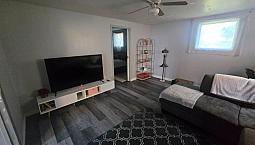 2 Bedroom Basement Suite Near Bonnie Doon Lrt. Pet Friendly!