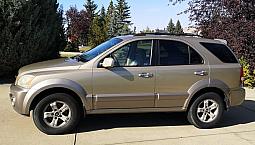 Kia Sorento Ex / 2003 / 214,000 Km's / Loaded / Reply To Discuss