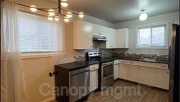 3 Bedroom House For Rent, East Elmwood. One Block From Kildonan.
