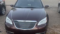 2013 Chrysler 200 For Trade