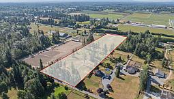 22714 26 Avenue Langley, British Columbia