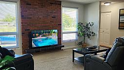 Bring Your Suitcase | Settle Into Your Fully Furnished Main Flr