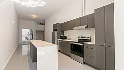 Spacious 2 Story Loft In Plateau - Id 983