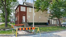 Detach House With Front Garage 169,900.00