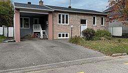 $424,000 - Bungalow For Sale In Donnacona