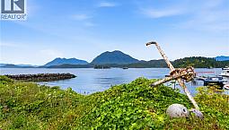 356-360 Main St Tofino, British Columbia