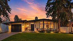 Willow Park Bungalow — 5 Bed 3 Bath $899,900 — 724 Willacy Dr Se