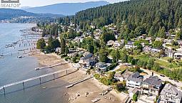 668 Alderside Road Port Moody, British Columbia