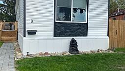 2023 Mobile Home Castle View, Village Park, Low Condo Fees!