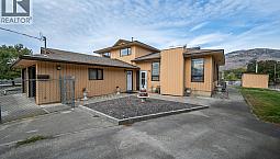 718 Driftwood Place Kamloops, British Columbia