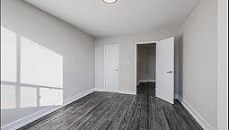 Pet Friendly & Close To Ttc And Highway.