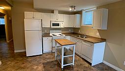 195b Loutit Rd