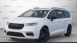 2025 Chrysler Pacifica Limited 7p | Captains Seats | Pano