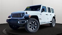 2025 Jeep Wrangler Sahara | Technology Group |