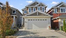 3 Bed + Den Starling 2 Storey Backing Trees, Bonus Room, A/c