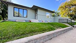Furnished 2 Bedroom Main Floor For Rent Near U Of S