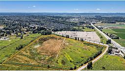 17911 Fraser Highway Surrey, British Columbia