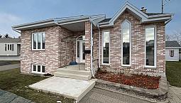 $440,000 - Bungalow In Rimouski (Ste-Odile-Sur-Rimouski)