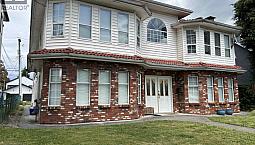 East 1665 E 21St Avenue Vancouver, British Columbia