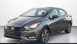 2025 Nissan Versa Sv Nav Driver Alerts Heated Seats & Steering
