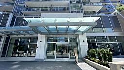 203 13350 Central Avenue Surrey, British Columbia