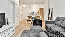 Laval- Maison De Ville- Tout Inclus- Garage Disponible