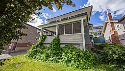2 Bedroom Furnished Upper Floor House