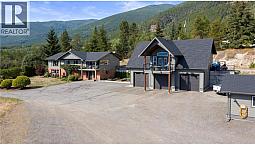 5121 50 Street Nw Salmon Arm, British Columbia