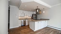 1 Bedroom Apartment For Rent - 2035 Barclay Street