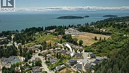 5618 Dungeness Place Sechelt, British Columbia