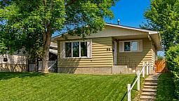 Fully Renovated Dover Home With A 2 Bed Basement Suite