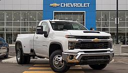 2025 Chevrolet Silverado 3500hd Lt | Safety & Convivence Pkg