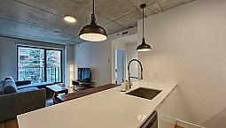 585 000$ - Condo À Villeray / St-Michel / Parc-Extension