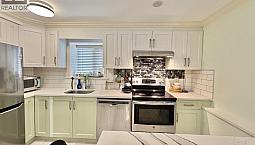 582 E 57th Avenue Vancouver, British Columbia