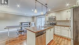 Ground Level 1451 Mathers West Vancouver, British Columbia